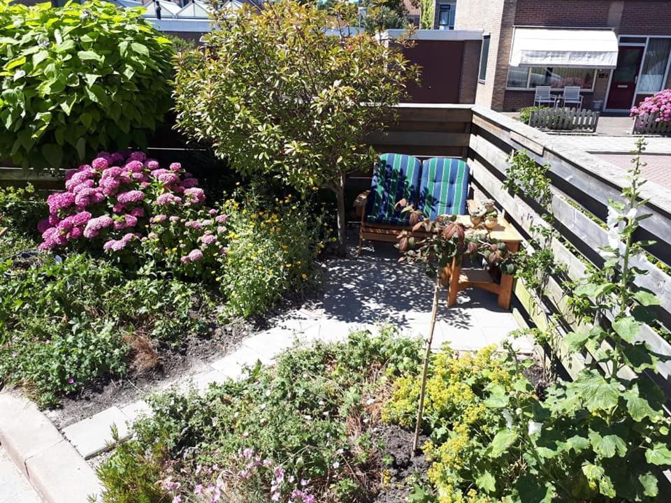 B&B De Blauwe Tulp Noord-Scharwoude Eksteriør billede