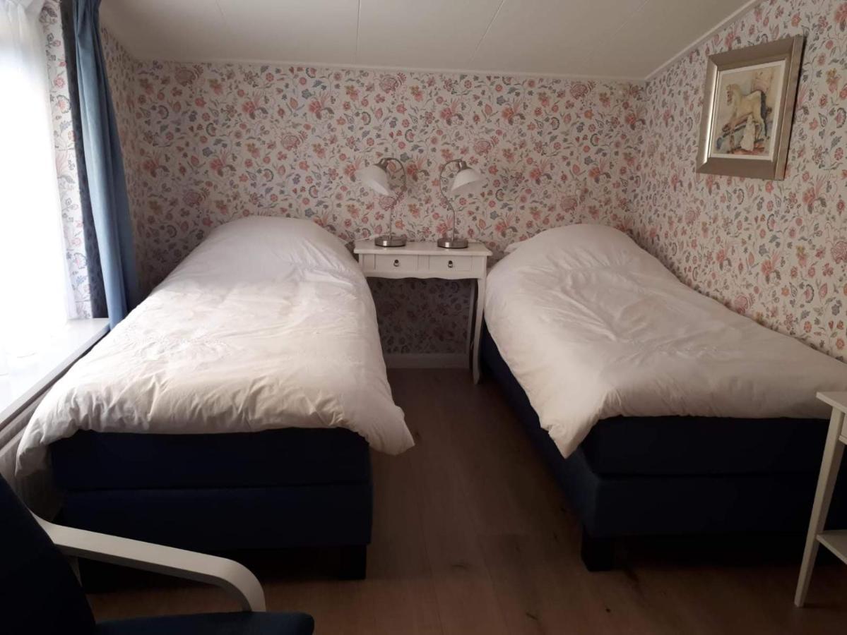 B&B De Blauwe Tulp Noord-Scharwoude Eksteriør billede